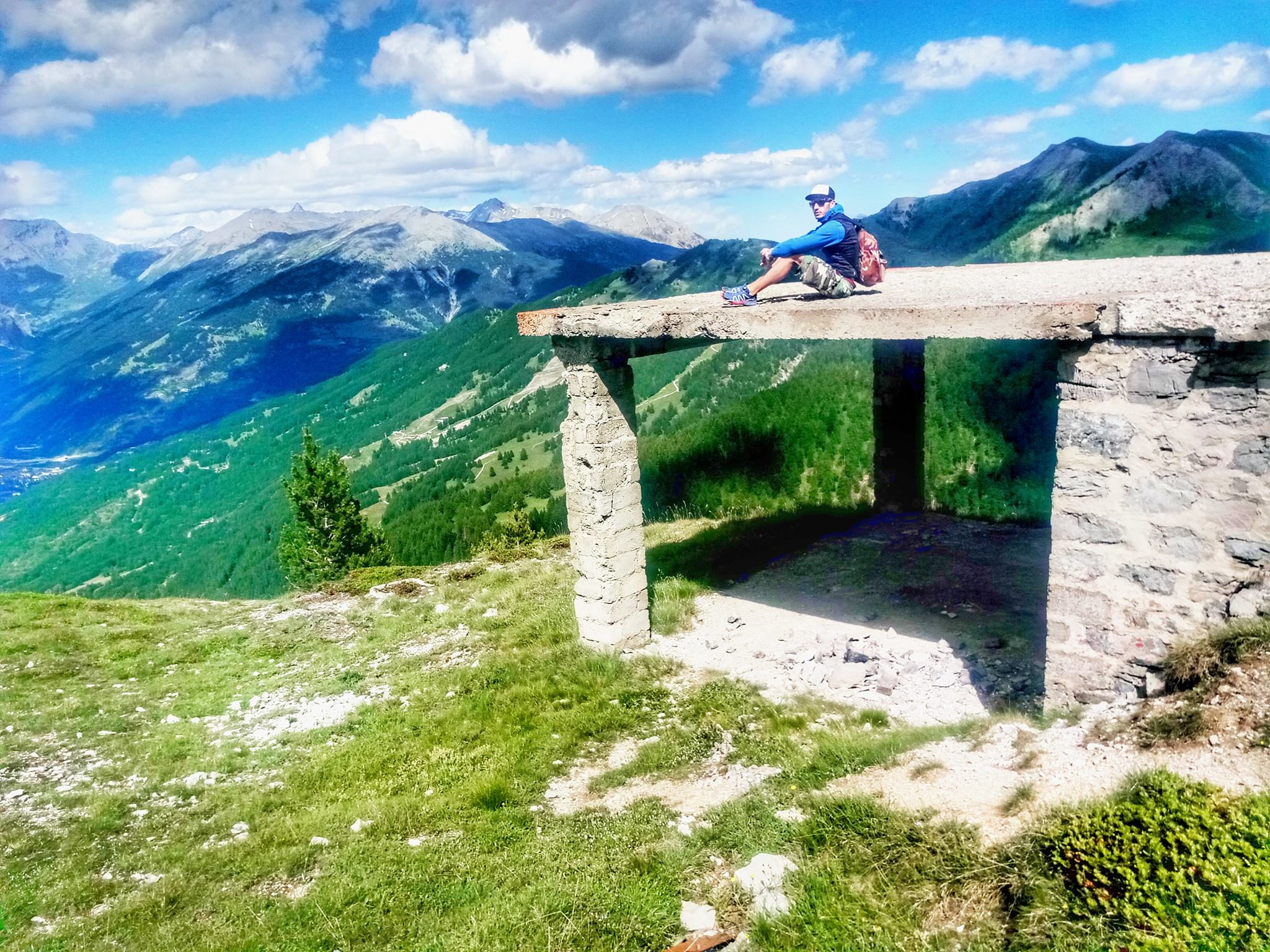 Sulla Teleferica del Col Des Acles